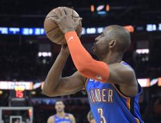 IM体育平台-快攻连连，篮下巨无霸携手疯狂砍分！的简单介绍