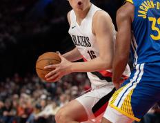 IM体育平台-广东队险胜太阳，周琦状态火热的简单介绍