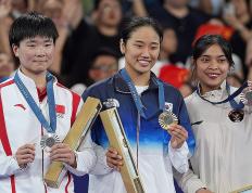 IM体育App下载-法国队横扫韩国队，黄鸭组合高光表现的简单介绍