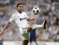 IM体育App下载-东契奇爆发撕裂防线，开拓者节奏掌控令太阳黯然失色