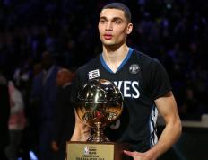 IM体育数据分析平台-萨拉赫一剑封喉，伊朗横扫新西兰展露亚洲足球新格局