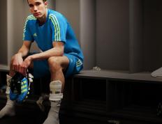 IM体育下载-抢七之夜，锡安一球定乾坤，新奥尔良的救赎与新生