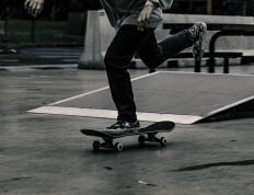 IM体育网页版登录入口-法网险胜联合杯，纳达尔高光表现背后的意志与智慧