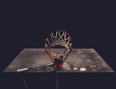 IM体育-红土之王与团队荣耀，蒙特卡洛大师赛鏖战联合杯，纳达尔关键制胜背后的传奇叙事