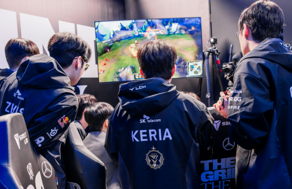 IM体育官方网-BDS碾压T1，Knight惊艳世界的简单介绍