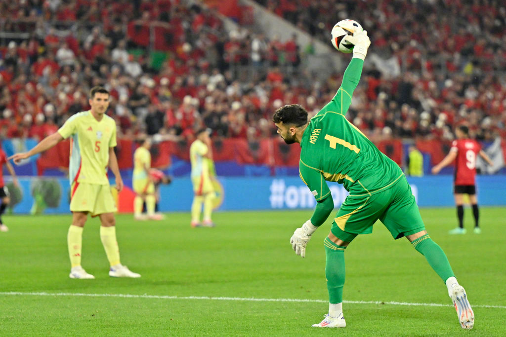 IM体育平台-拉脱维亚代表在篮球赛中抢眼