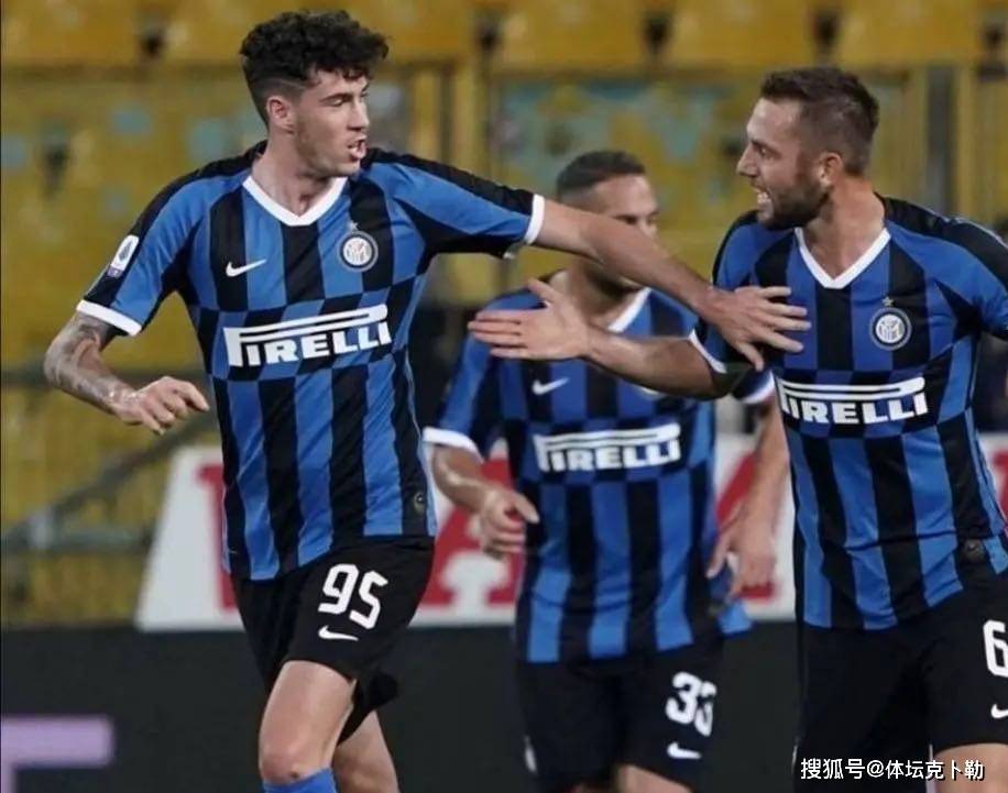 IM体育官方网站-乌克兰国家队客场惊险逆转，成功保级的简单介绍