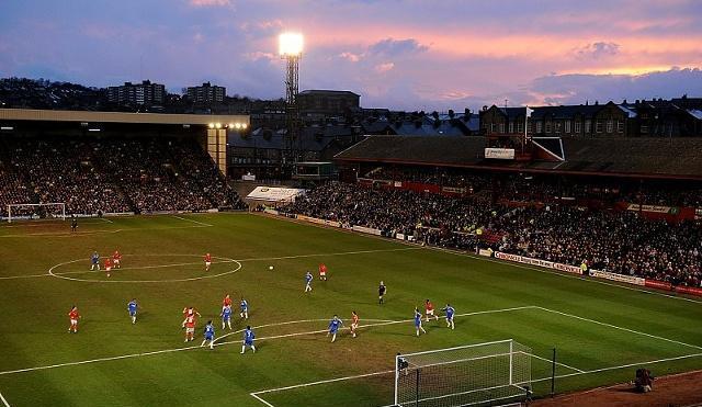 IM体育赛事直播入口-包含重庆客场不败,保级前景一片光明的词条