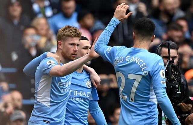 IM体育官方网-俄罗斯队惊险取胜，成功晋级欧锦赛强