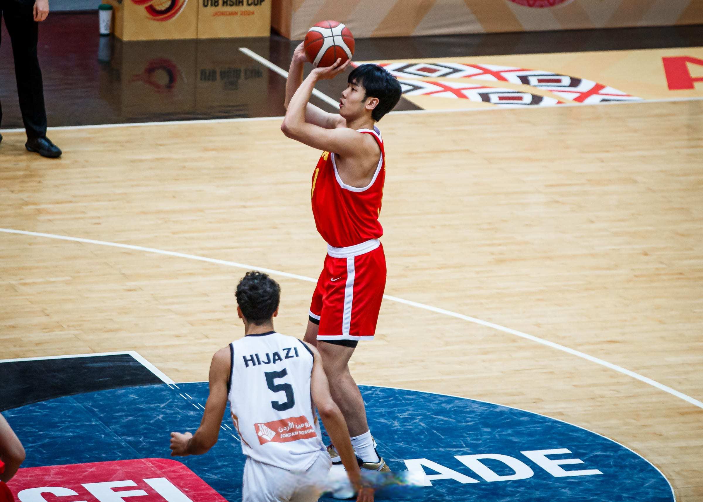 IM体育社区互动入口-包含福建男篮奋力拼搏,向胜利冲刺的词条