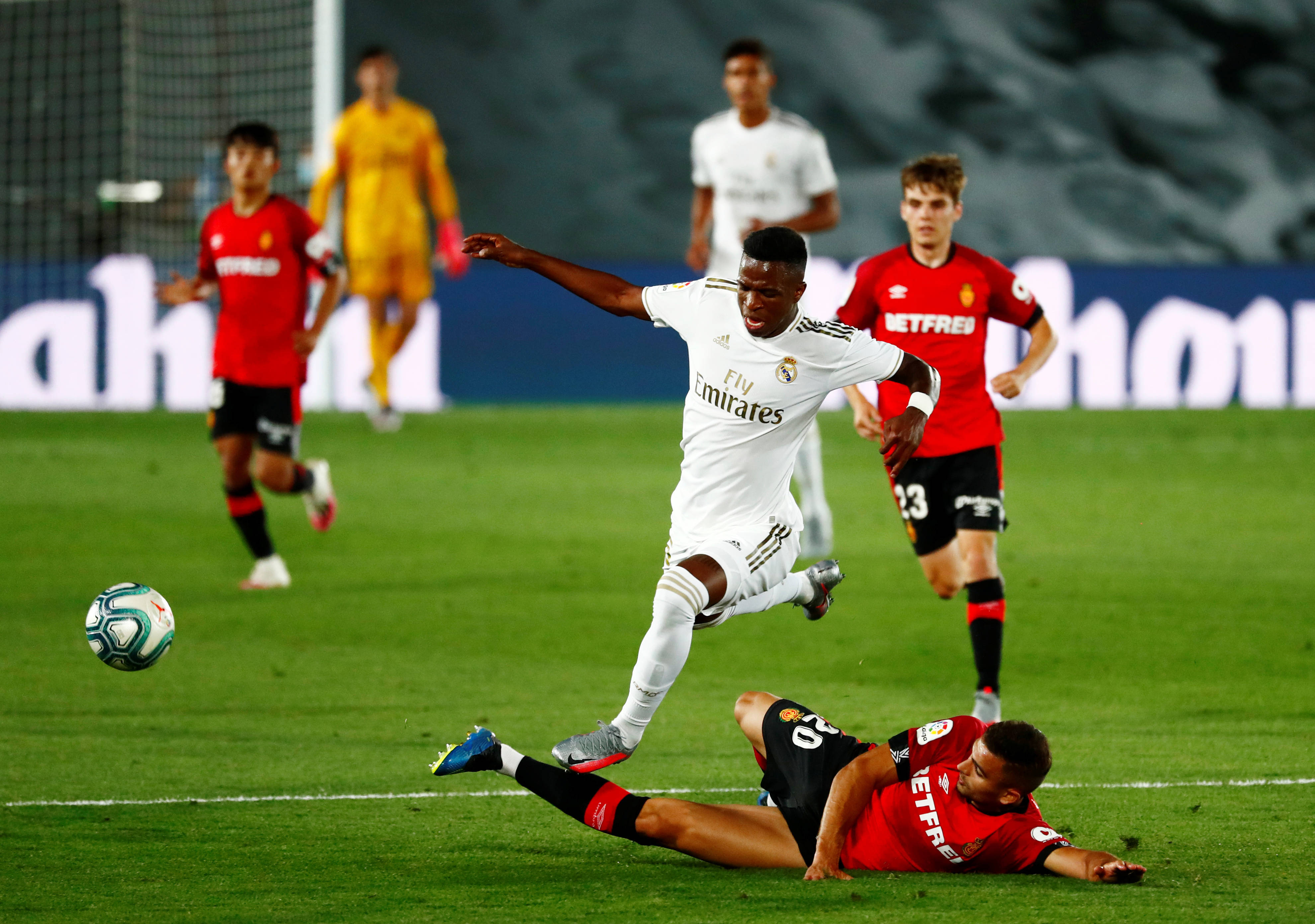 IM体育注册链接-马竞攻防俱佳，国内联赛旗开得胜夺冠势在必行的简单介绍