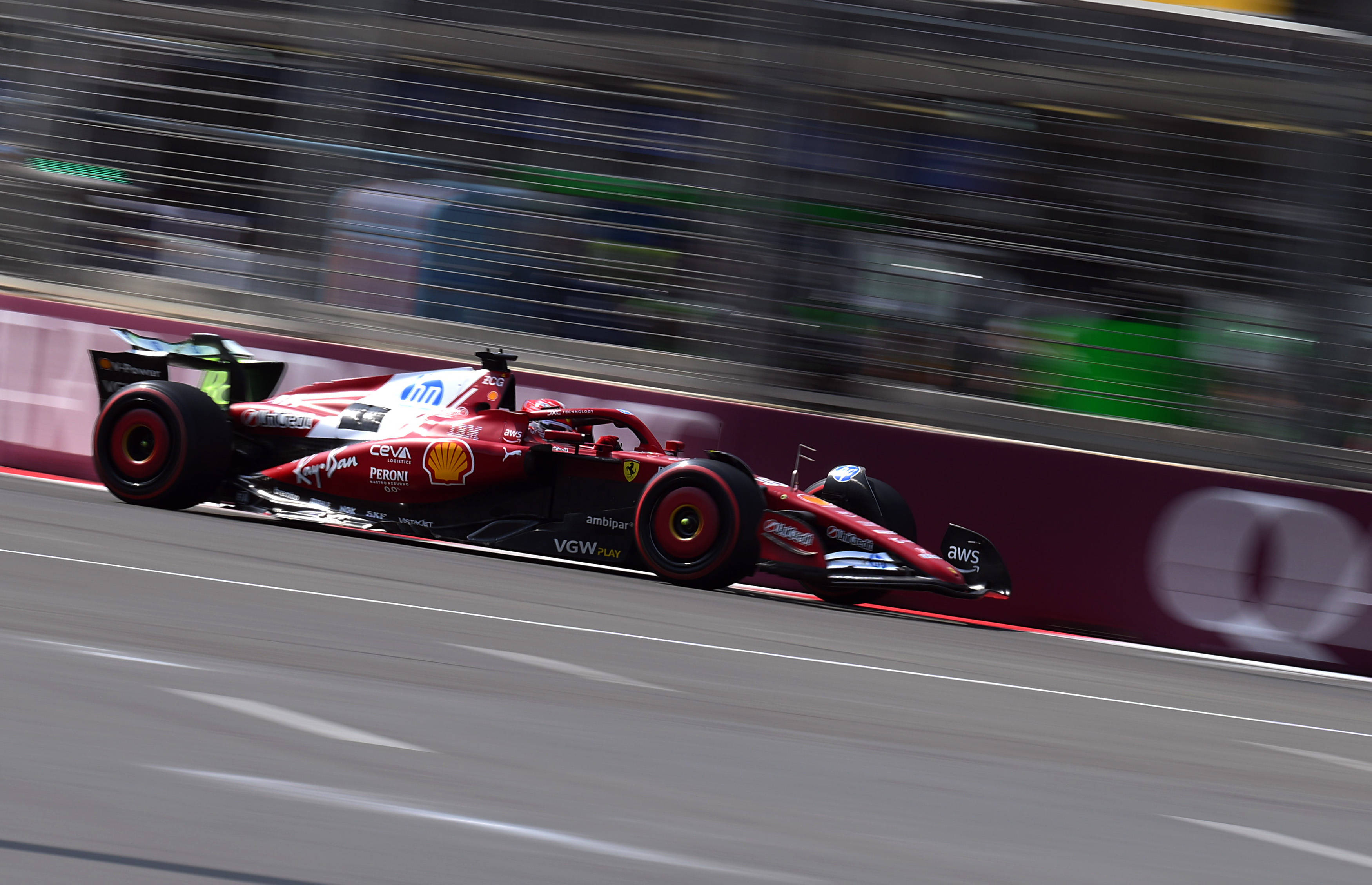 IM体育App下载-迈凯伦轻取威廉姆斯，皮亚斯特里扛起全队的简单介绍