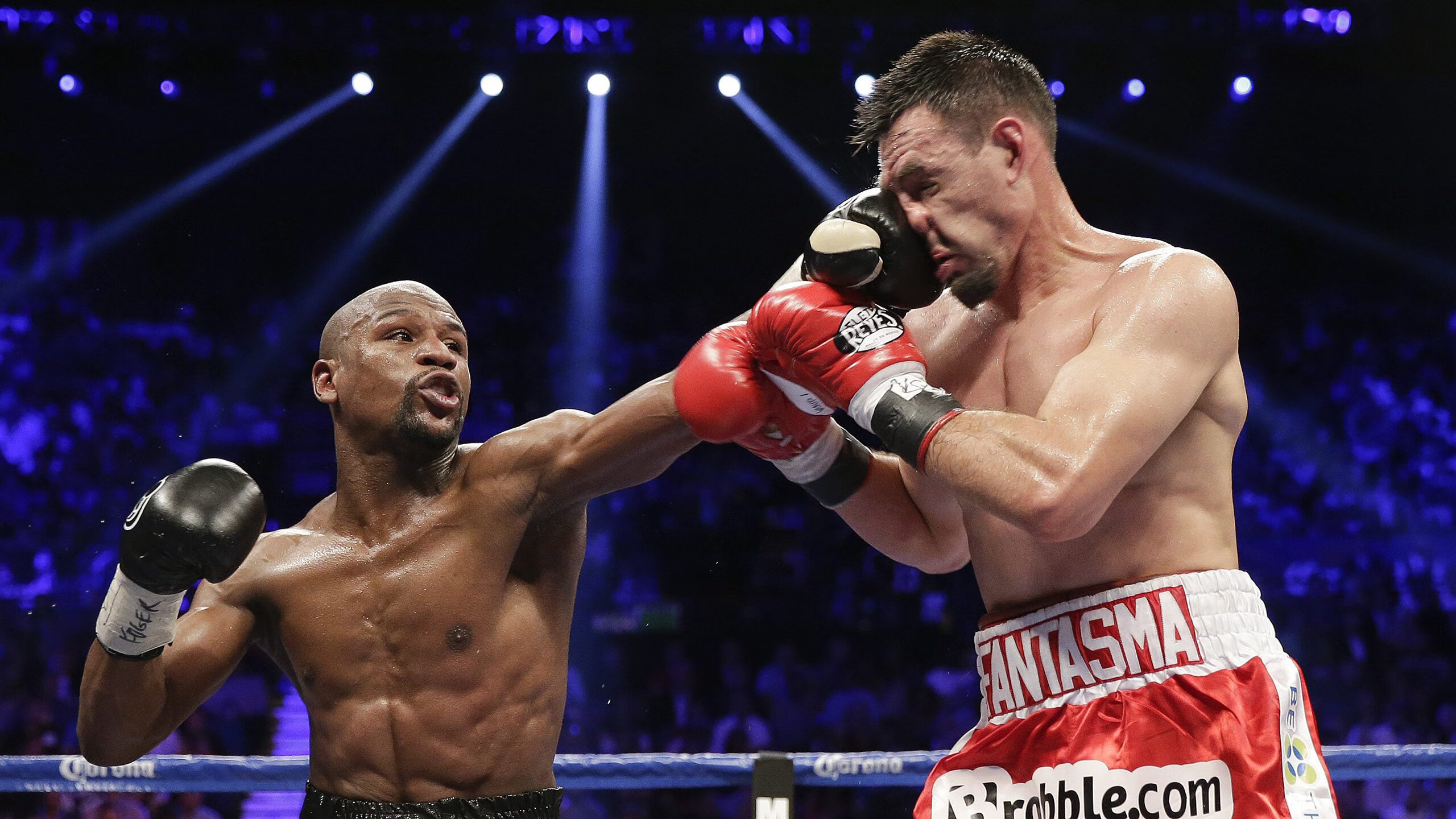 IM体育官网-世界排名争夺战之夜，奥纳纳冠军级表现