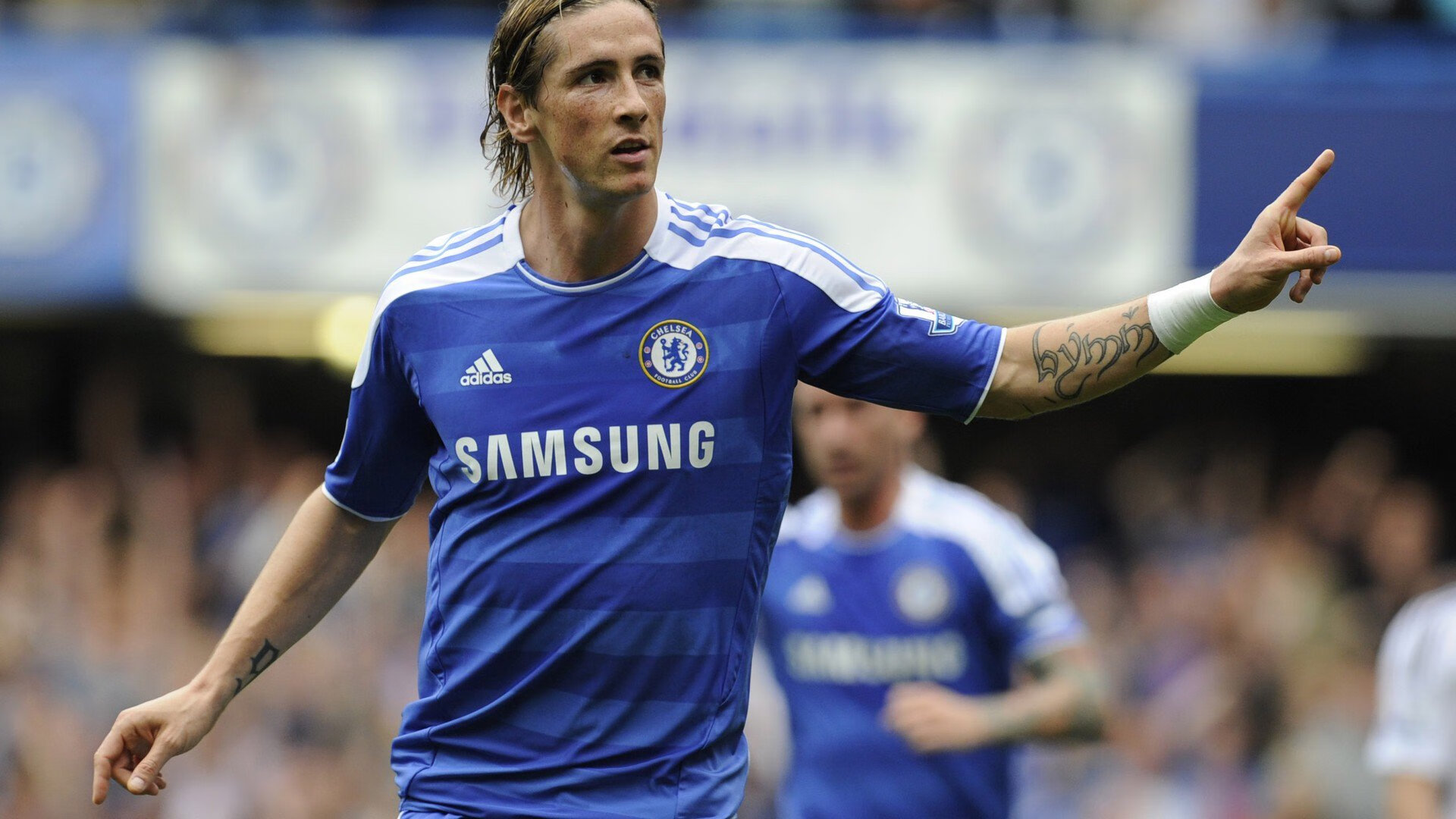 IM体育app-紫百合奇迹夜，当佛罗伦萨战术照亮英超争冠暗战