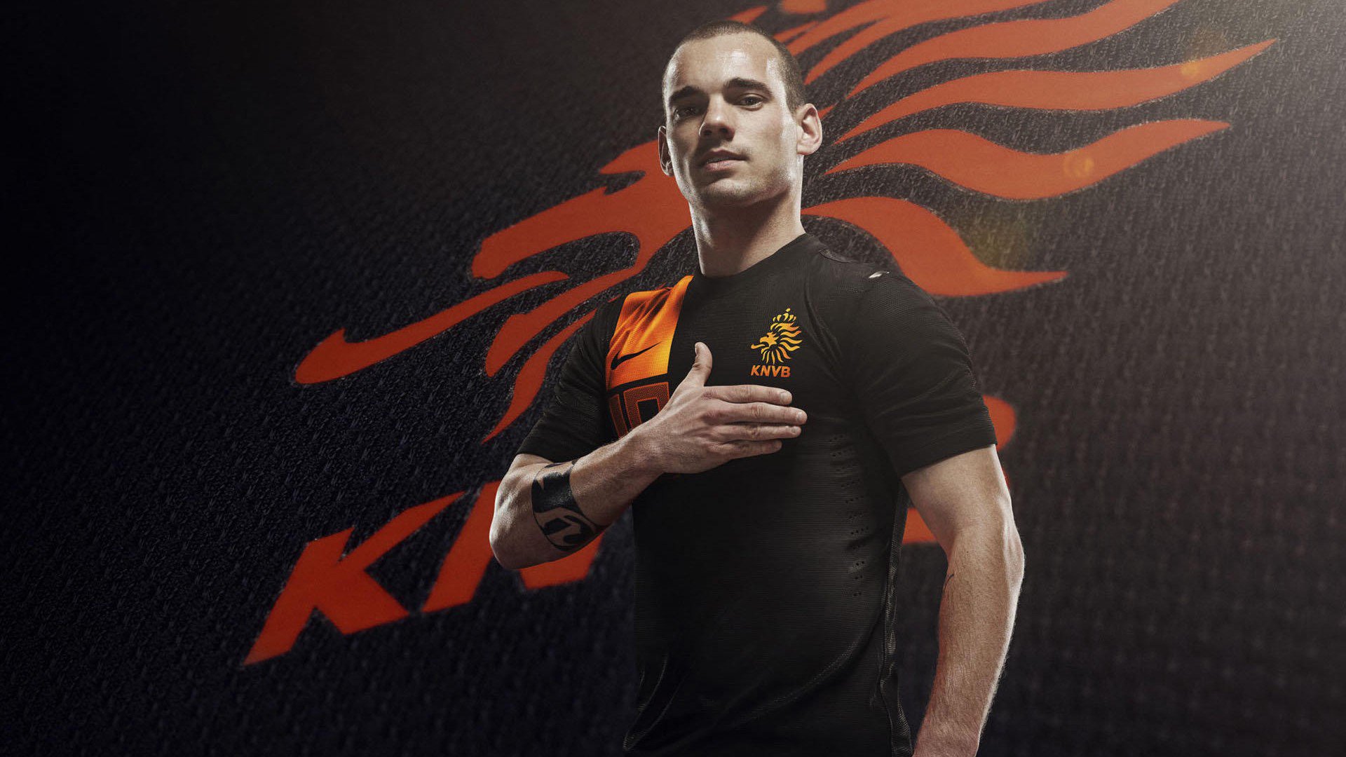 IM体育官网-赛道上的红色风暴,法拉利横扫迈凯伦,拉塞尔带队取胜的战术革命